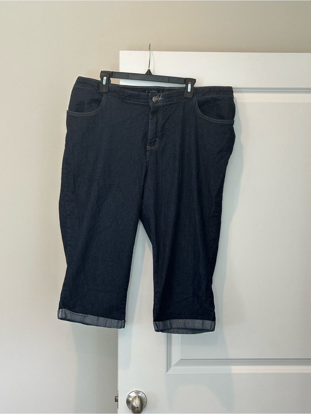 Riders by Lee Women's Size 18W Dark Blue Cropped Jeans